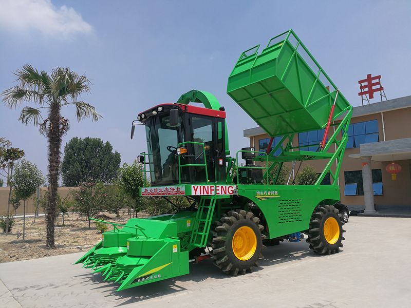 選購青儲機(jī)設(shè)備時(shí)要考慮這幾點(diǎn)